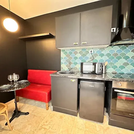 Gatsby Confortable Jacuzzi & Terrasse Lägenhet Reims