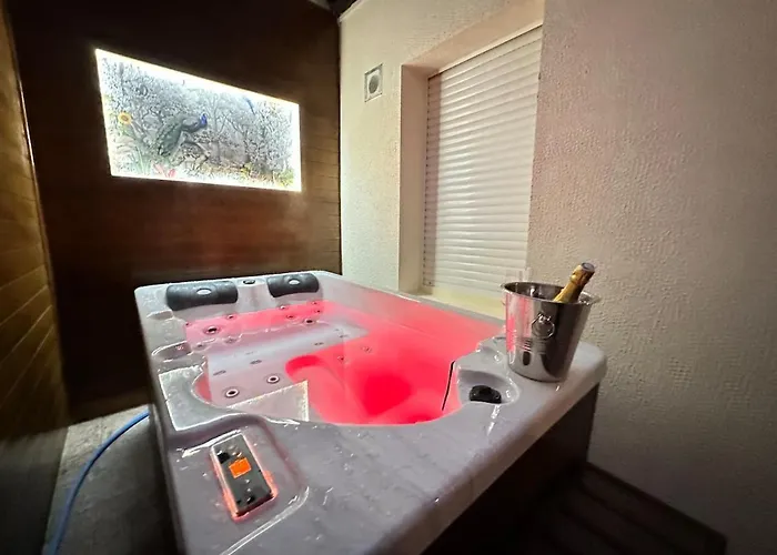 Lägenhet Gatsby Confortable Jacuzzi & Terrasse *